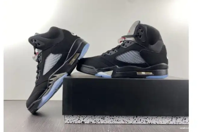 Chep Onekick METALLIC (2016) AIR 5 JORDAN 845035-003 BLACK 0509
